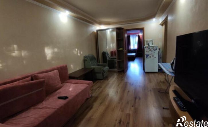 2-комн квартира пр-кт Кирова, 82,  д. 82