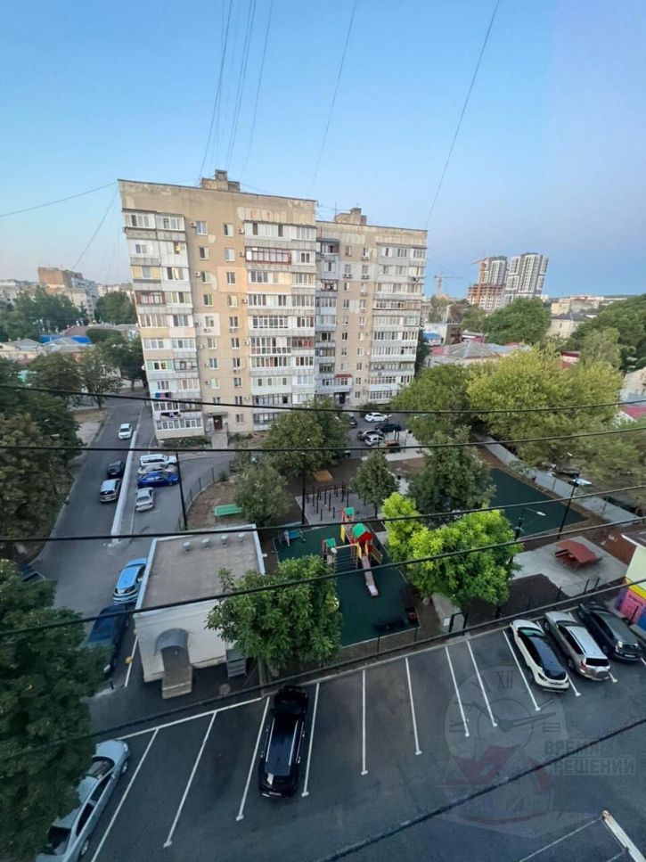 3-комн квартира Декабристов ул, 9