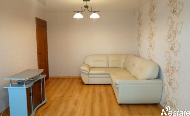 4-комн квартира ул Залесская, 117,  д. 117