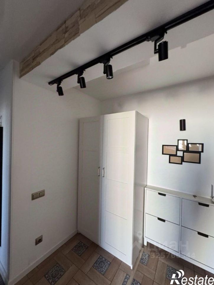 3-комн квартира Тупой переулок, 11,  д. 11