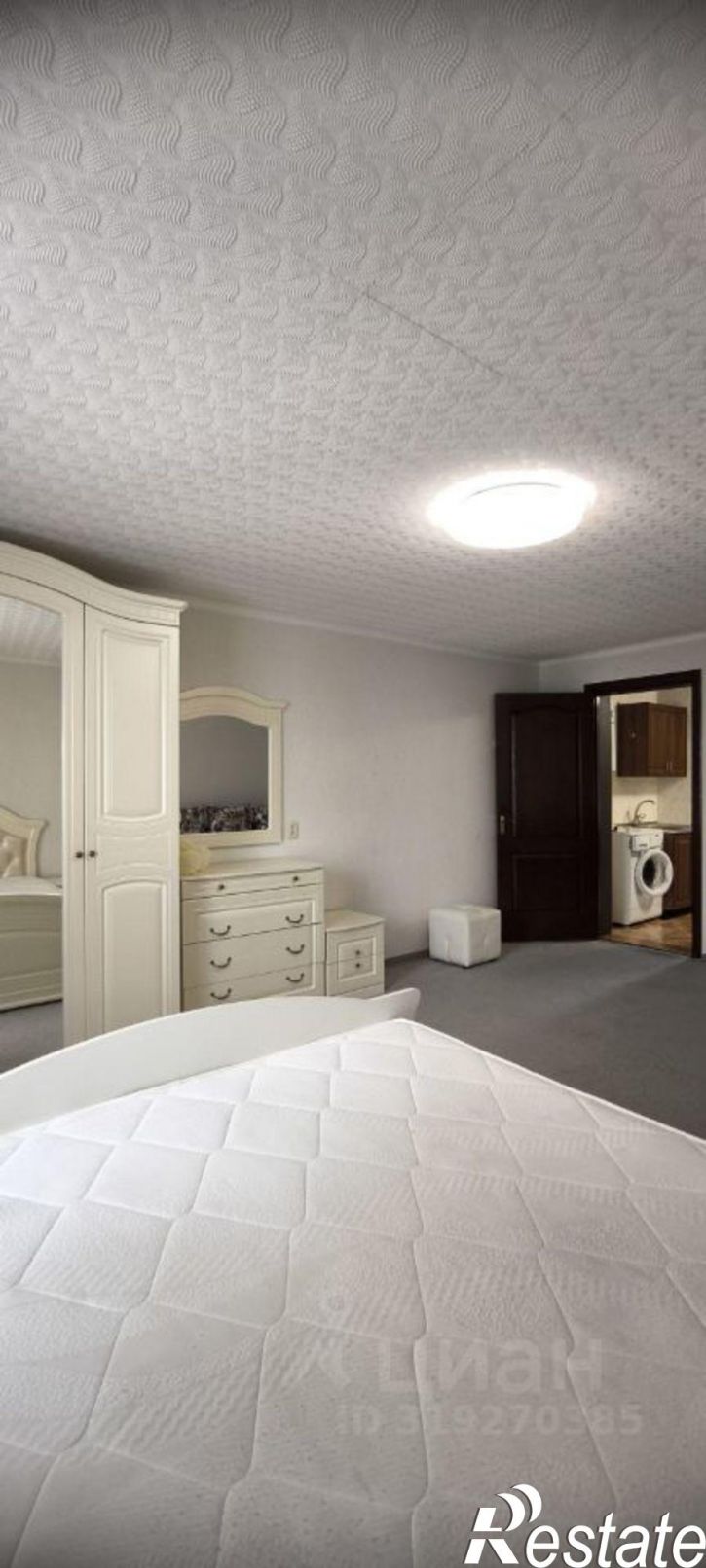 Коттедж/дом ул им Дмитриева Г.Я., 42,  д. 42