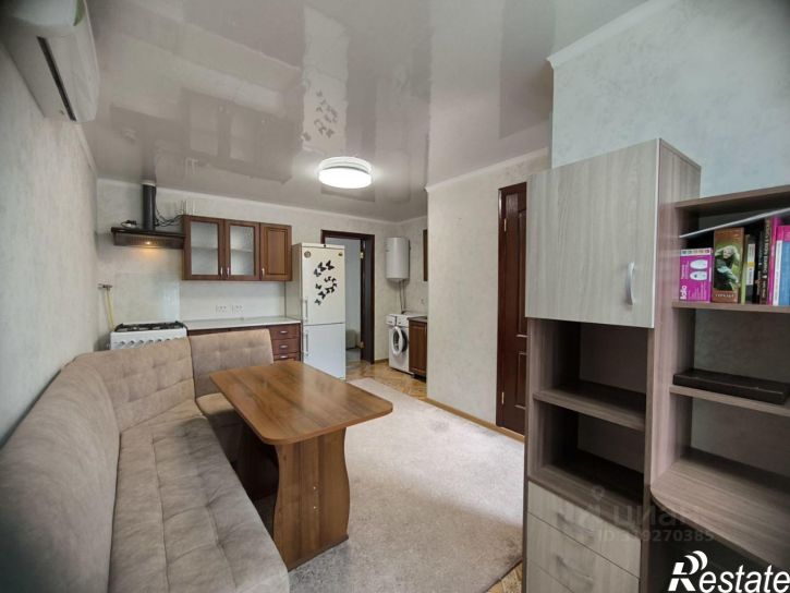 Коттедж/дом ул им Дмитриева Г.Я., 42,  д. 42