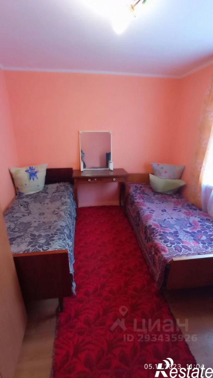 Комната улица Лизы Чайкиной, 27,  д. 27