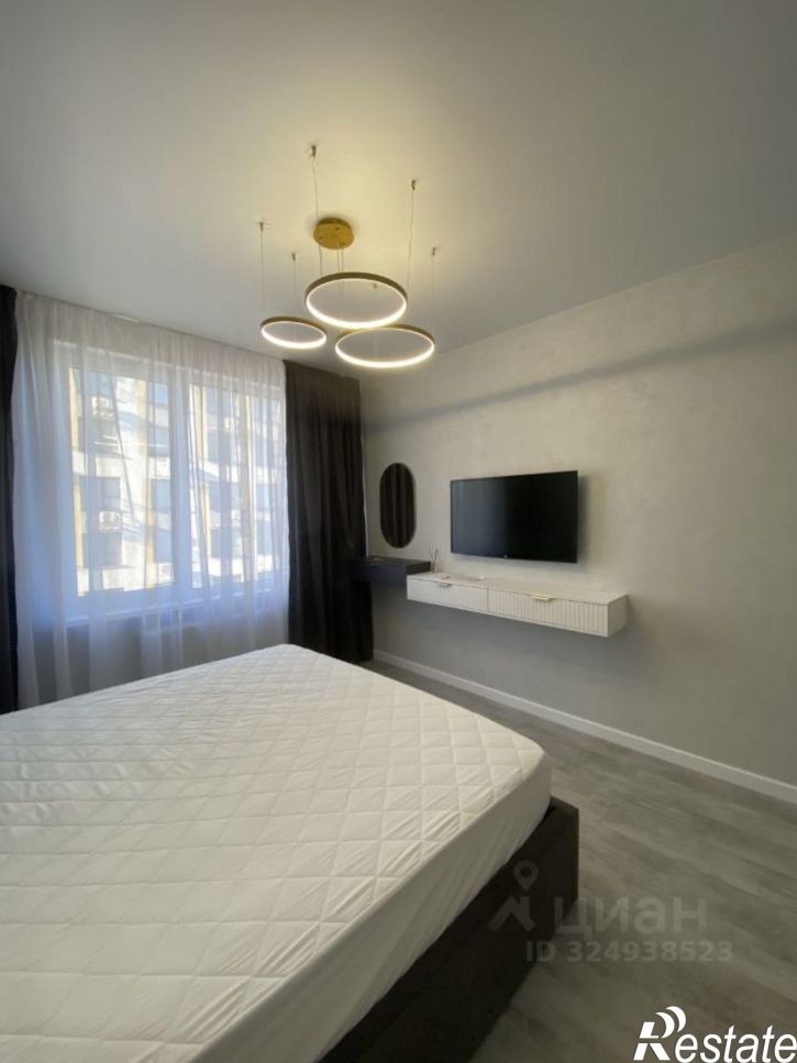 1-комн квартира Проспект Александра Суворова, 105,  д. 105