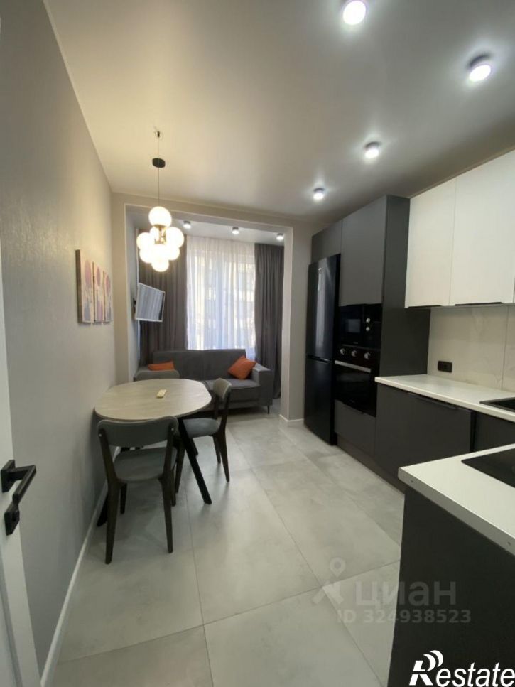 1-комн квартира Проспект Александра Суворова, 105,  д. 105