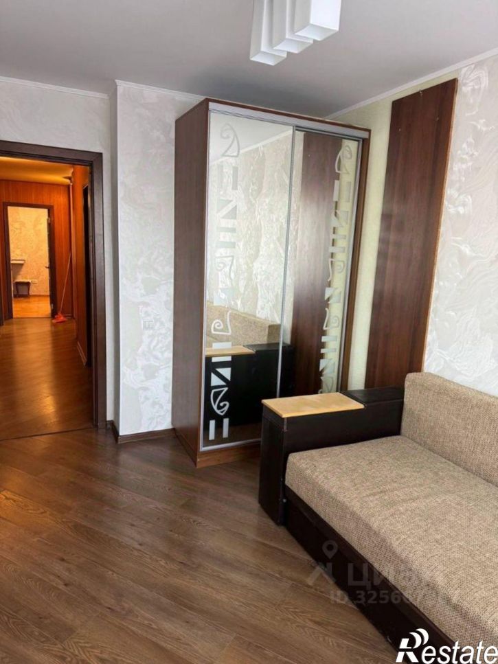 4-комн квартира улица Чехова, 9,  д. 9