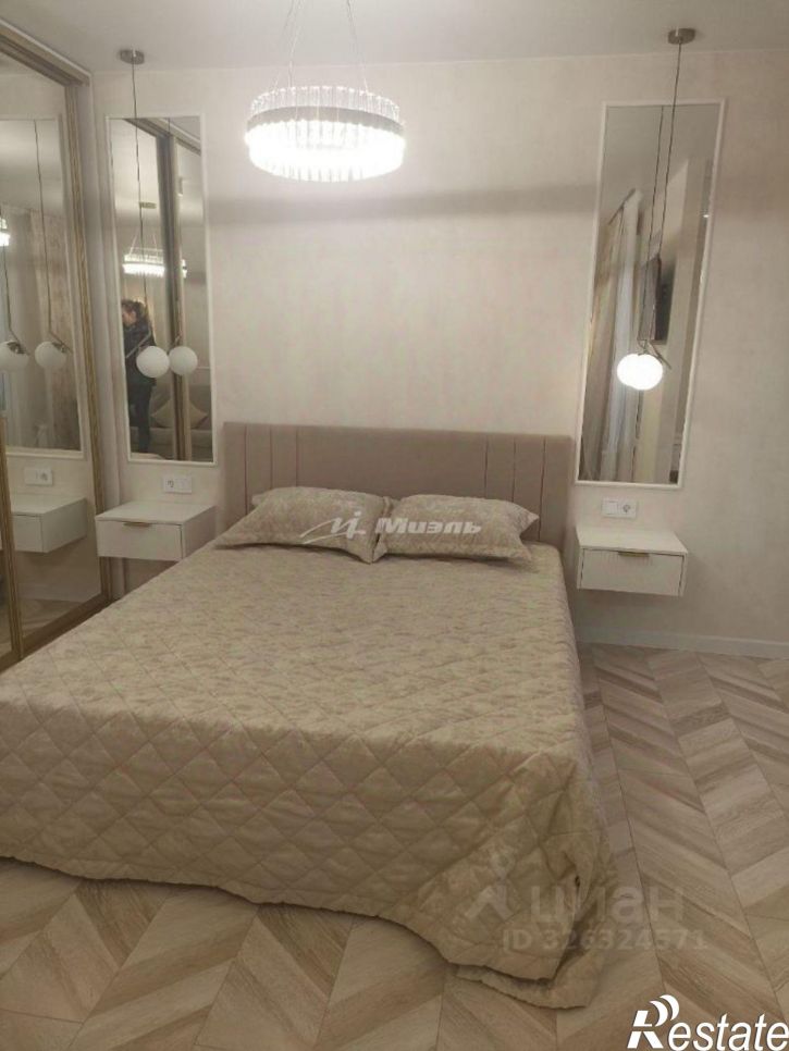 1-комн квартира пр-кт Александра Суворова, 103,  д. 103