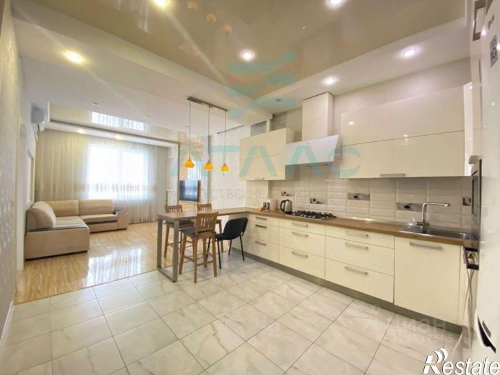 3-комн квартира Аэрофлотская улица, 5Б,  д. 5Б
