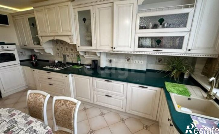 4-комн квартира проспект Победы, 74А,  д. 74А