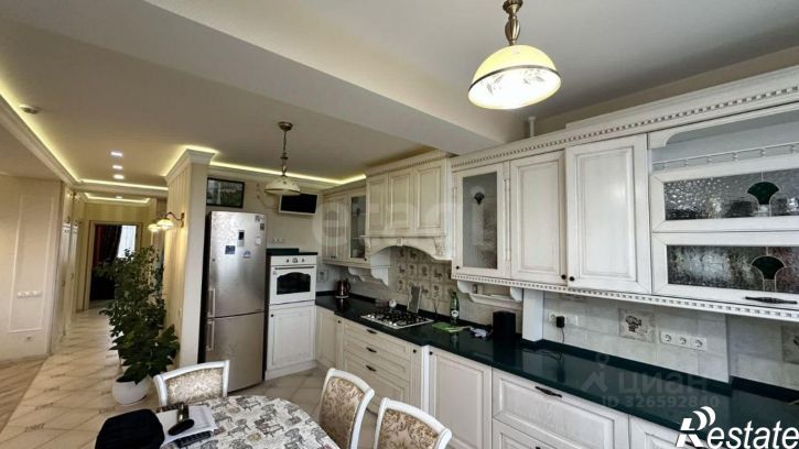 4-комн квартира пр-кт Победы, 336,  д. 336