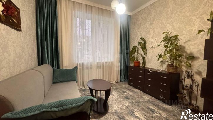 Комната улица Яблочкова, 17,  д. 17