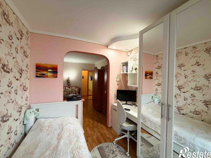 3-комн квартира ул 60 лет Октября, 6,  д. 6