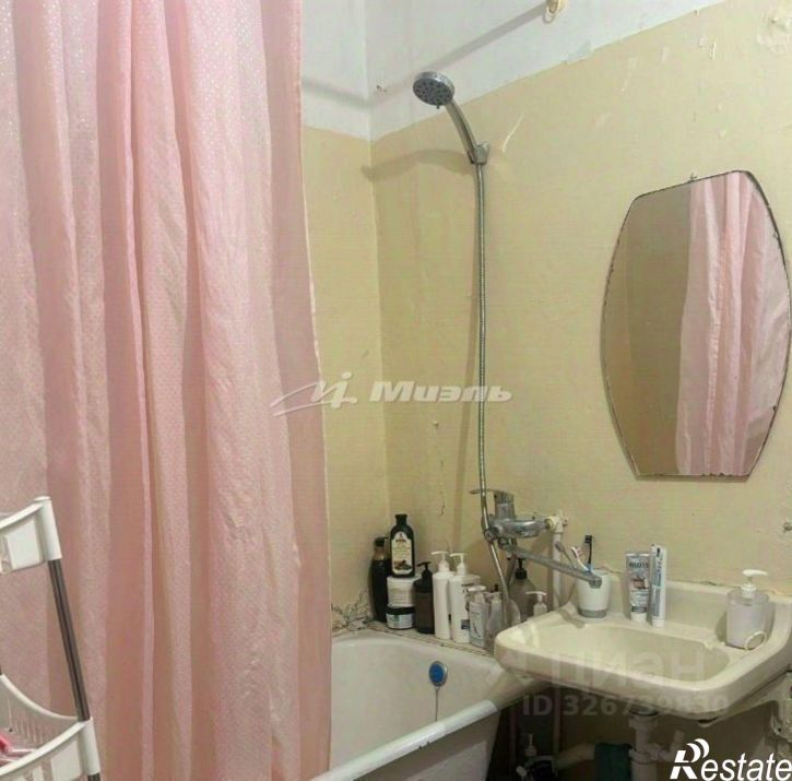 1-комн квартира улица Никанорова, 5,  д. 5