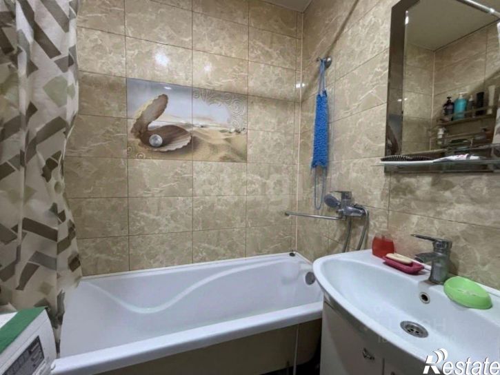 4-комн квартира ул Баррикадная, 65,  д. 65