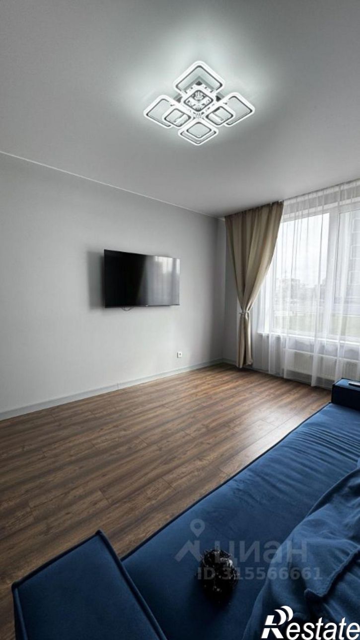 2-комн квартира Проспект Александра Суворова, 3,  д. 3