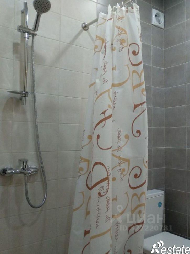 2-комн квартира улица Крымской Весны, 1 к1,  д. 1 к1