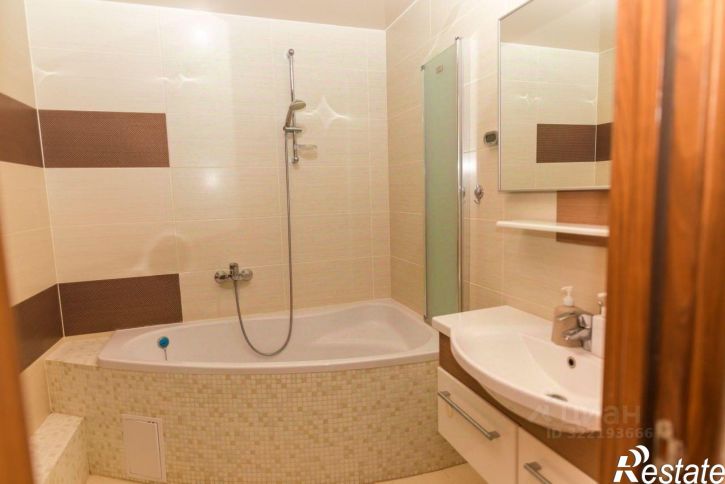 2-комн квартира Камская улица, 31,  д. 31