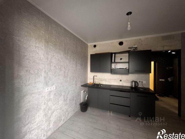 2-комн квартира Проспект Александра Суворова, 107,  д. 107