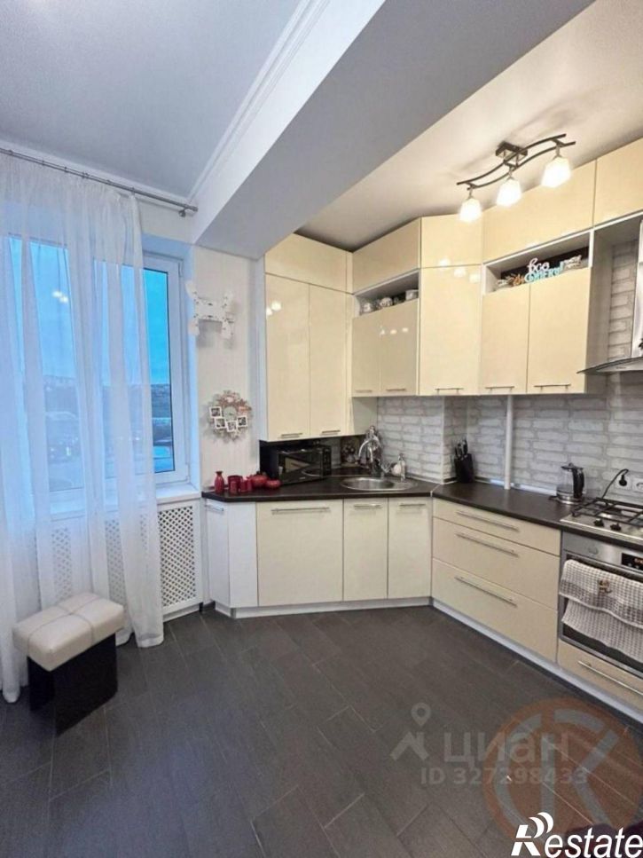 3-комн квартира ул Балаклавская, 41а,  д. 41а