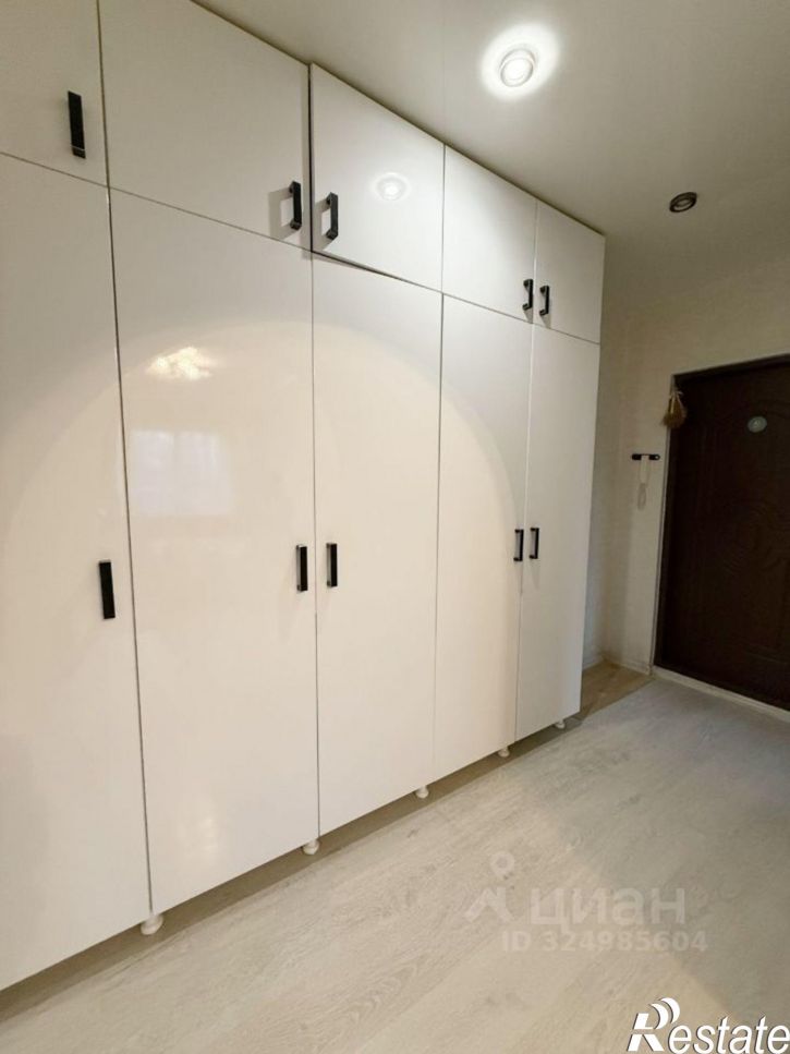 3-комн квартира ул Миллера Ж.А., 6а,  д. 6а