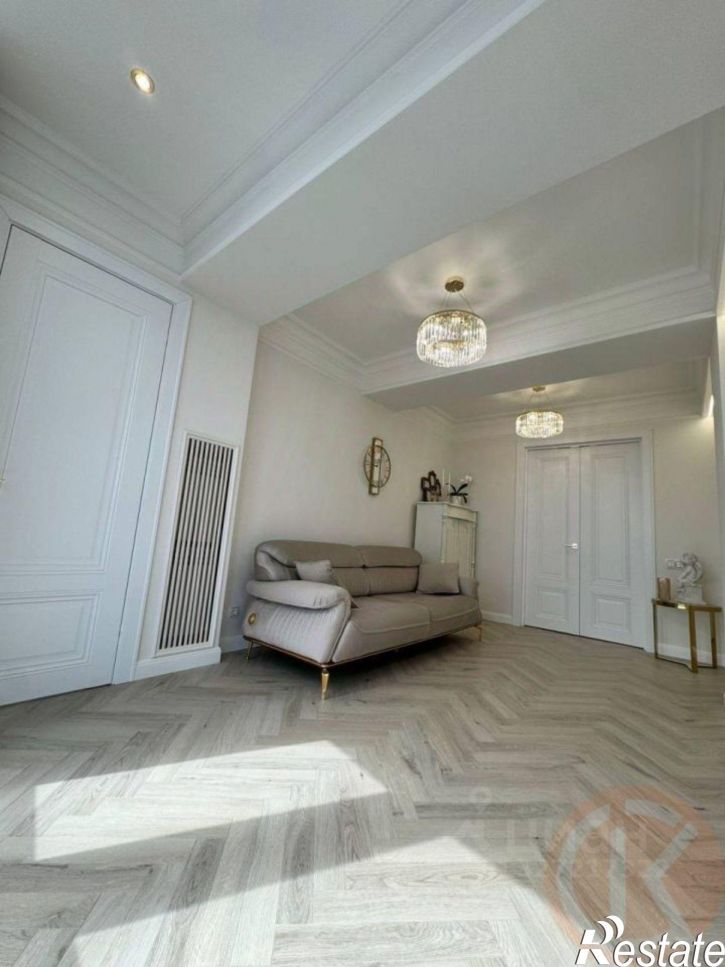 3-комн квартира проспект Победы, 36,  д. 36