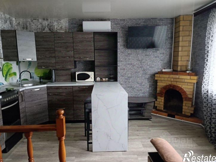 2-комн квартира улица Крылова, 121А,  д. 121А