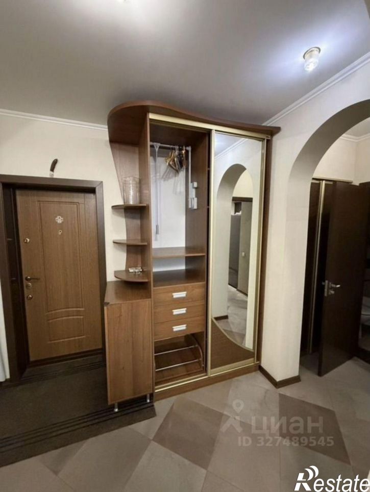 2-комн квартира ул И.Гаспринского, 5А,  д. 5А