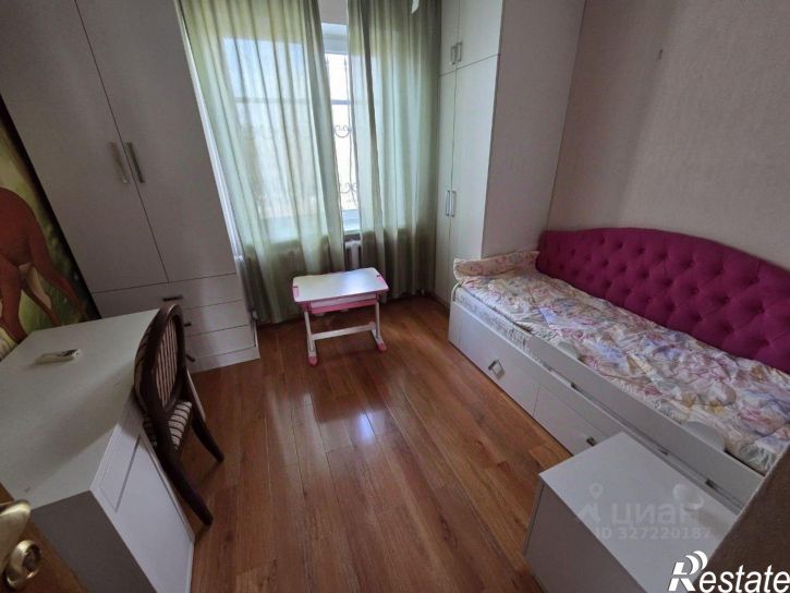 3-комн квартира улица Бородина, 2,  д. 2