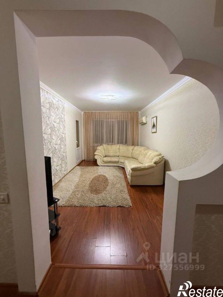 3-комн квартира улица Маршала Жукова, 15,  д. 15