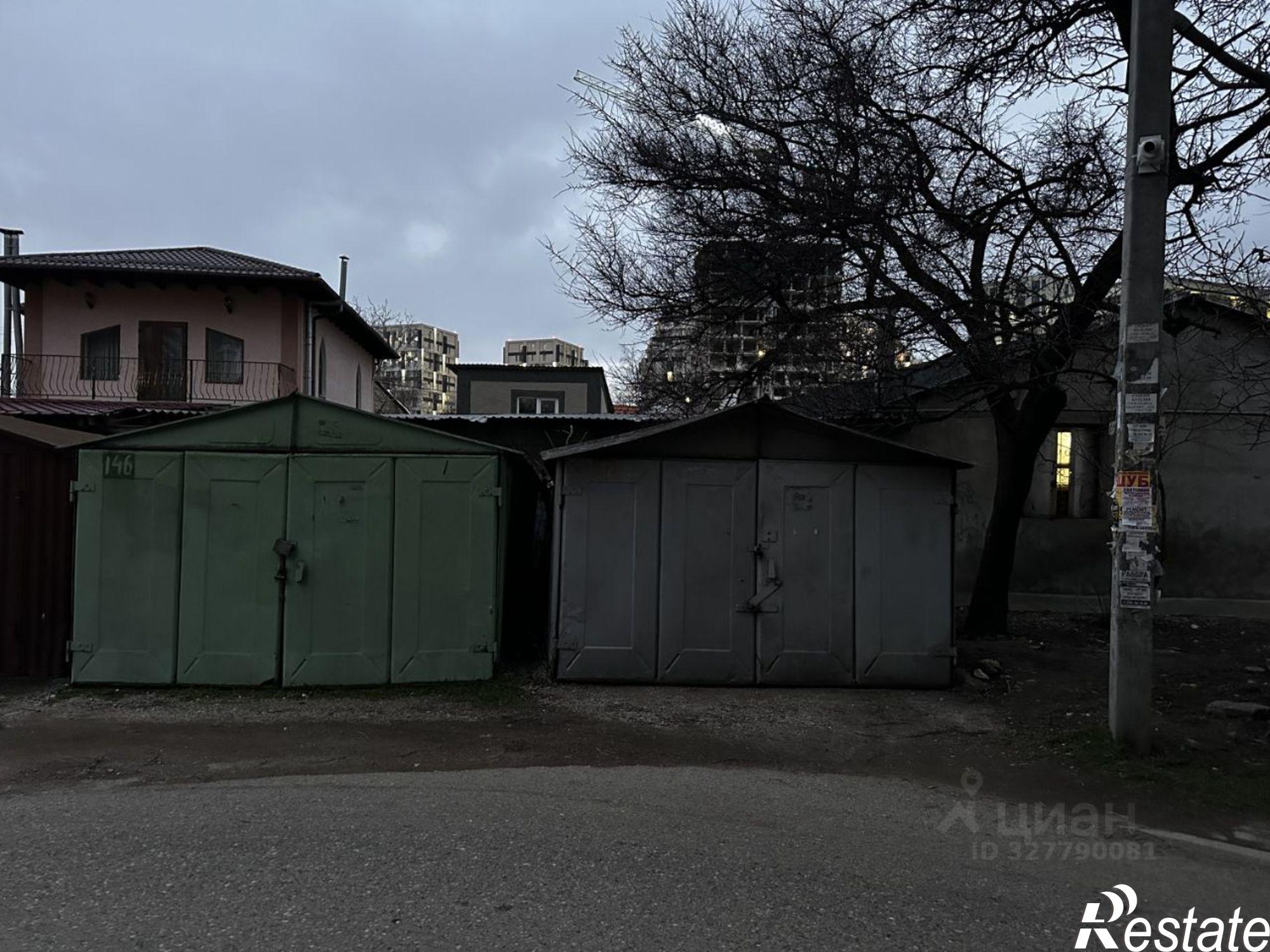 Купить гараж, место в паркинге за 350 000 рублей на ул Воровского, 36