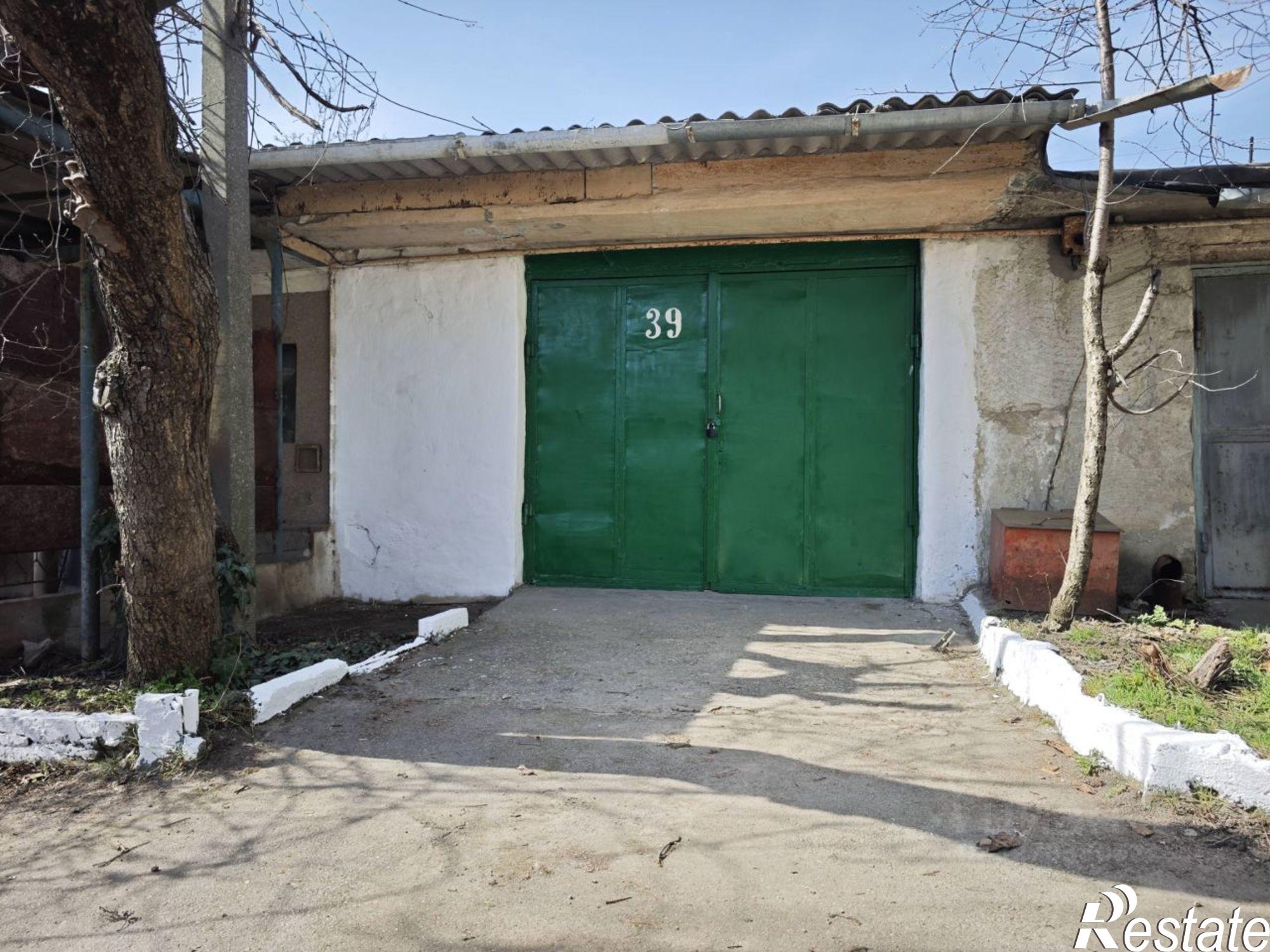 Купить гараж, место в паркинге за 946 225 рублей на ул Балаклавская, 33