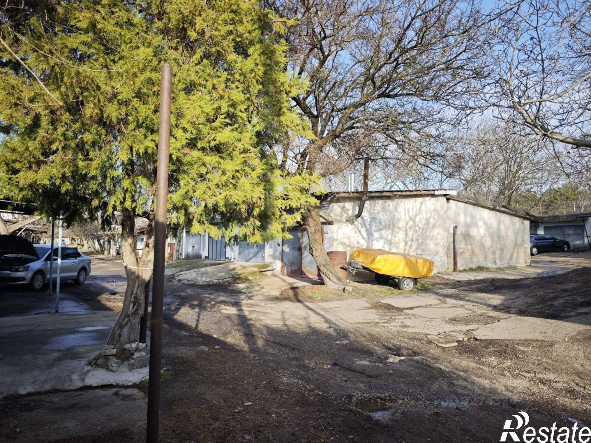 Купить гараж, место в паркинге за 946 225 рублей на ул Балаклавская, 33