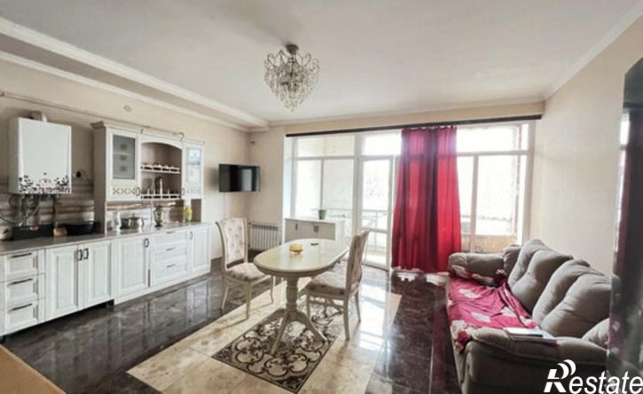 2-комн квартира улица Поповкина, 8А,  д. 8А