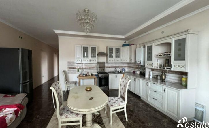 2-комн квартира улица Поповкина, 8А,  д. 8А