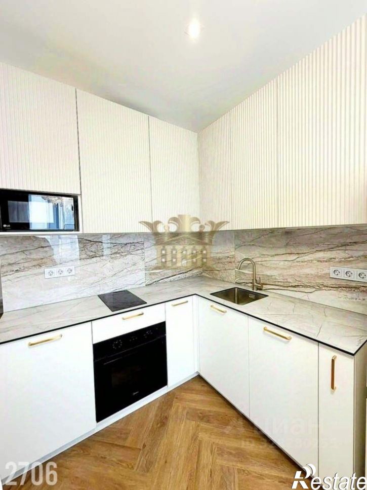 1-комн квартира пр-кт Александра Суворова, 19,  д. 19