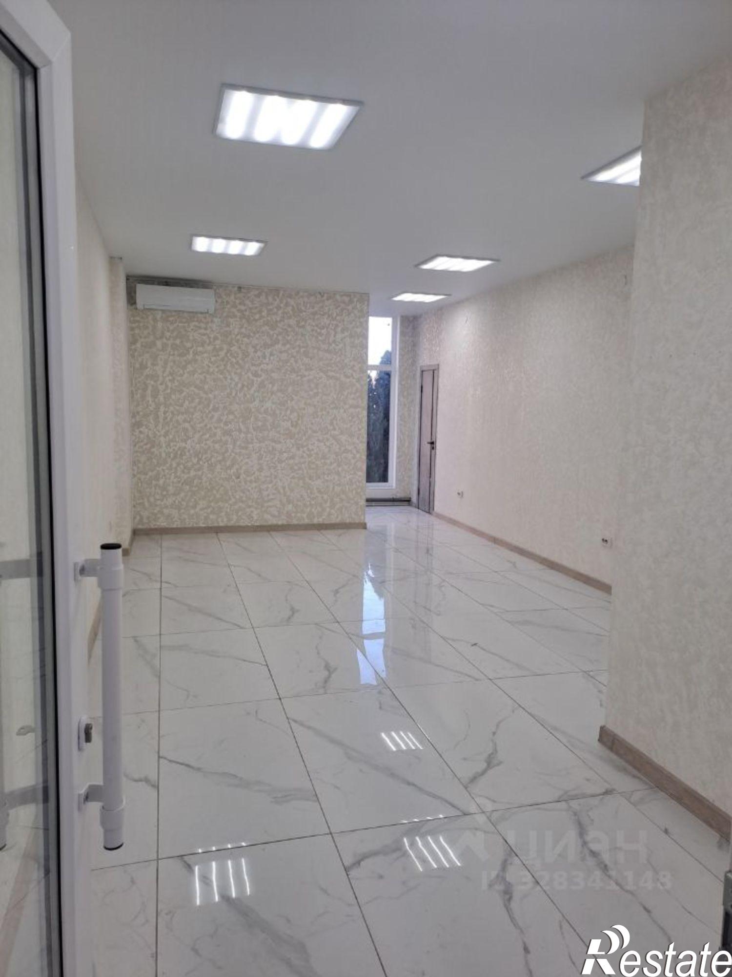 Сдать торговое помещение за 55 000 рублей на ул Беспалова, 11/13