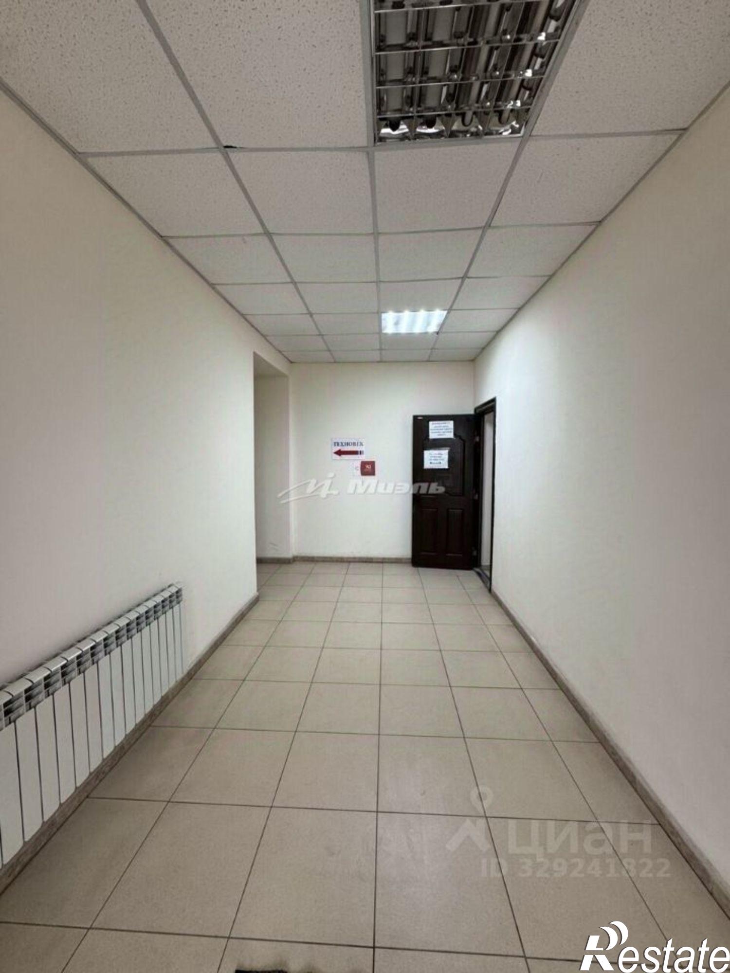 Сдать офис, помещение под офис за 12 000 рублей на улица Крылова, 145