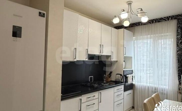 4-комн квартира улица Героев Сталинграда, 29,  д. 29