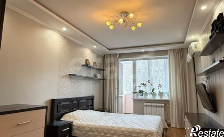 4-комн квартира улица Героев Сталинграда, 29,  д. 29