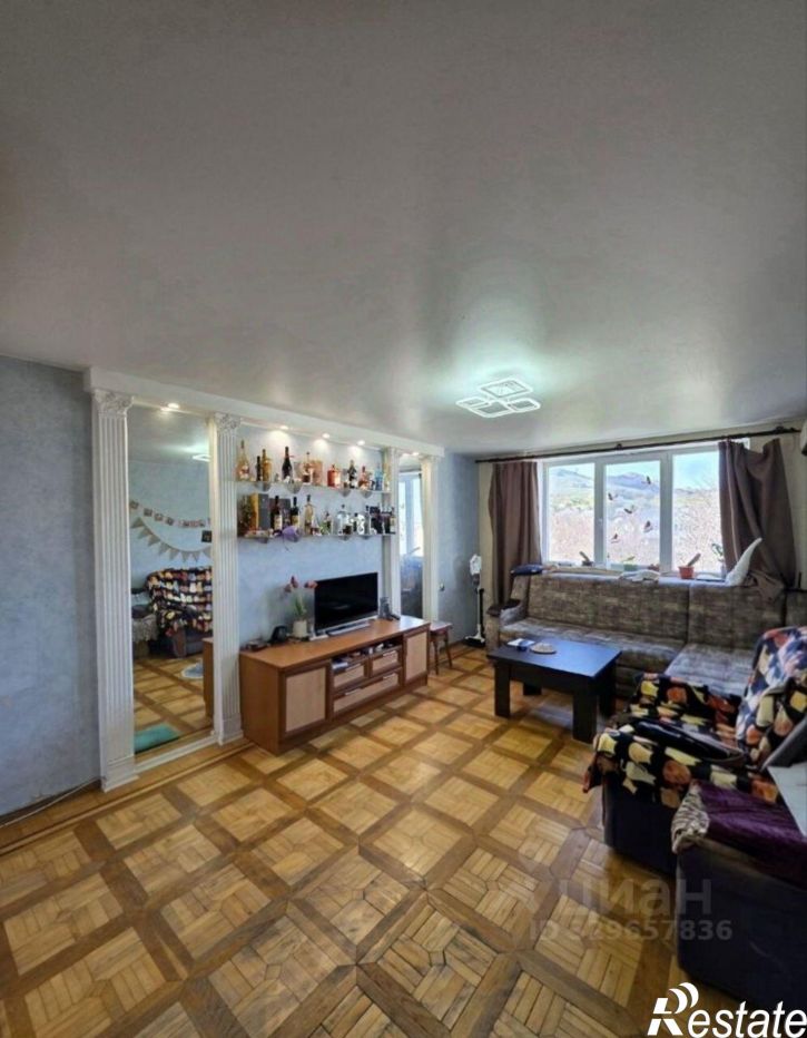 3-комн квартира улица Зои Рухадзе, 25,  д. 25