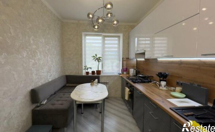 3-комн квартира ул Героев Сталинграда, 19,  д. 19