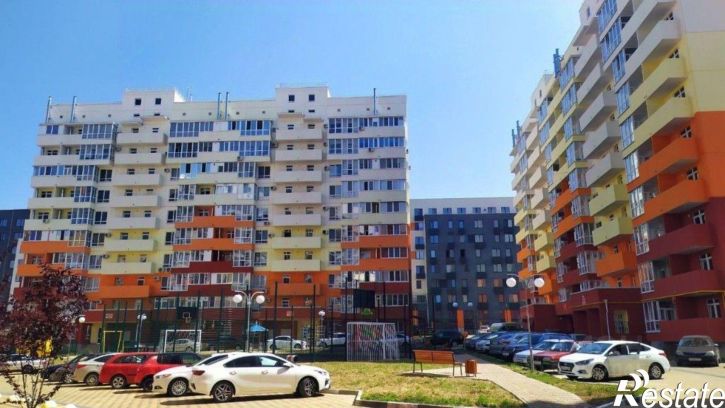 2-комн квартира пр-кт Александра Суворова, 5,  д. 5