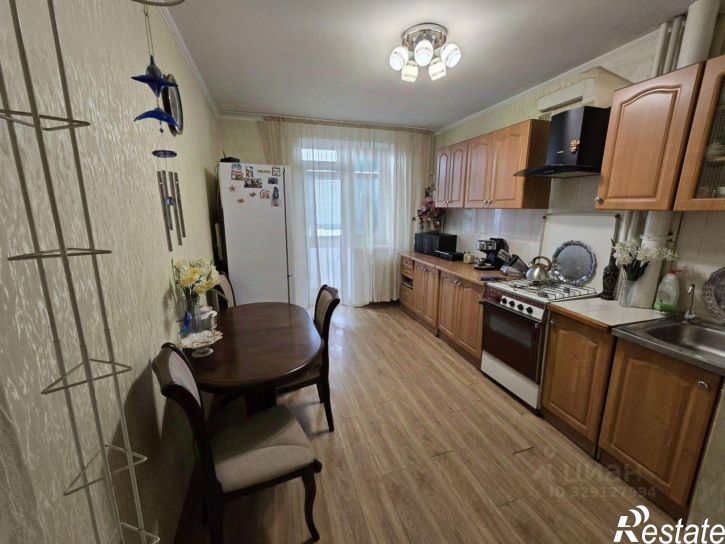 3-комн квартира улица Лексина, 46,  д. 46