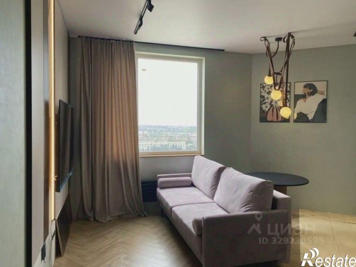 2-комн квартира пр-кт Александра Суворова, 19,  д. 19