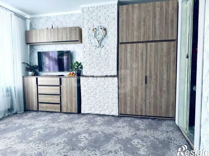 2-комн квартира улица Богдана Хмельницкого, 9,  д. 9