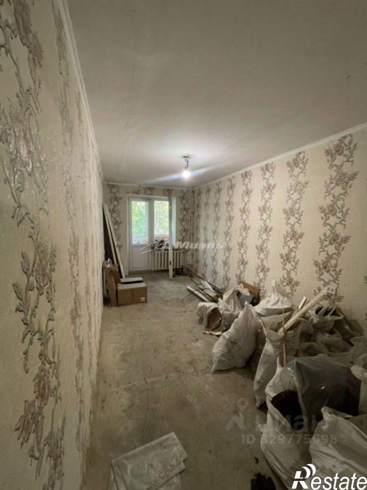 2-комн квартира улица 60 лет Октября, 6,  д. 6
