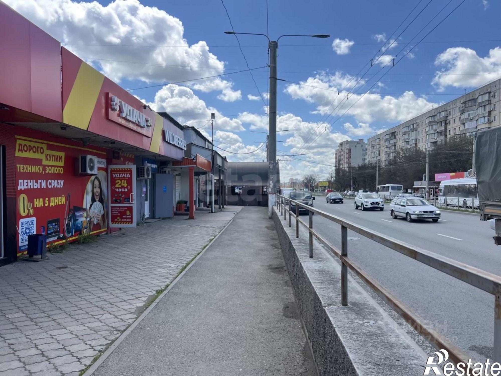 Купить торговое помещение за 67 000 400 рублей на проспект Победы, 334