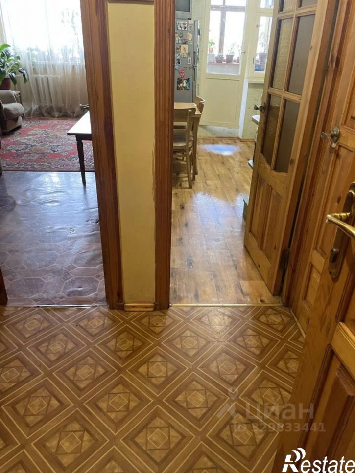 4-комн квартира ул Караимская, 9/10,  д. 9/10