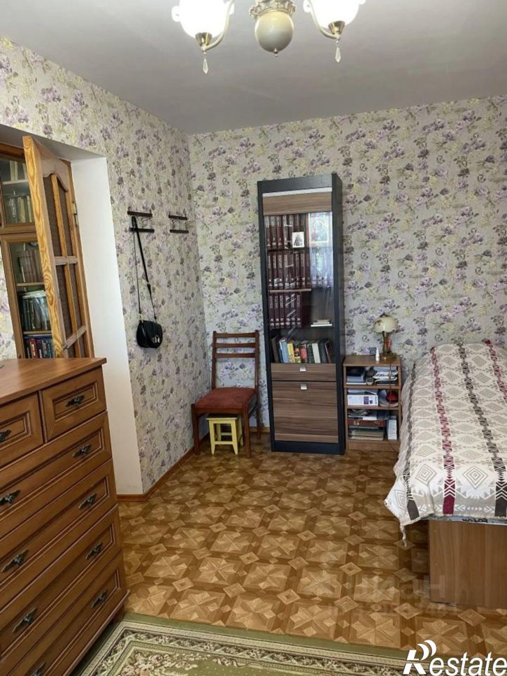 4-комн квартира ул Караимская, 9/10,  д. 9/10