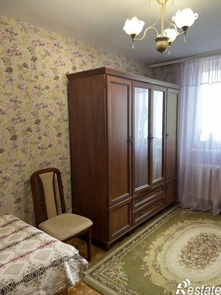 4-комн квартира ул Караимская, 9/10,  д. 9/10